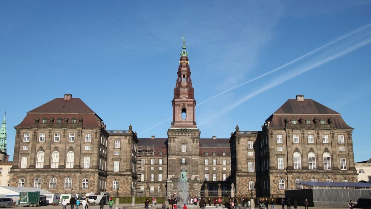 2021/12/Christiansborg_Denmark-1024x683-1-e1639666766330.jpg