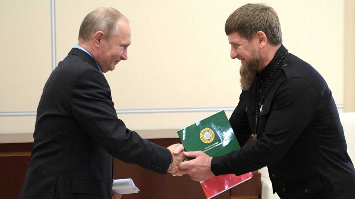2021/12/putin-vladimir_kadyrov-ramzan.jpg