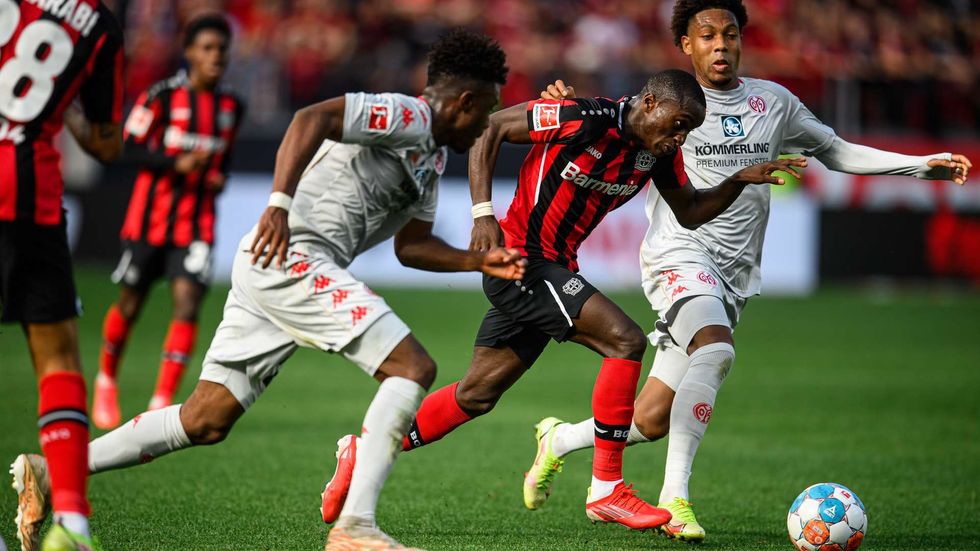 20210925 JS B04 M05 0836 381803 XL