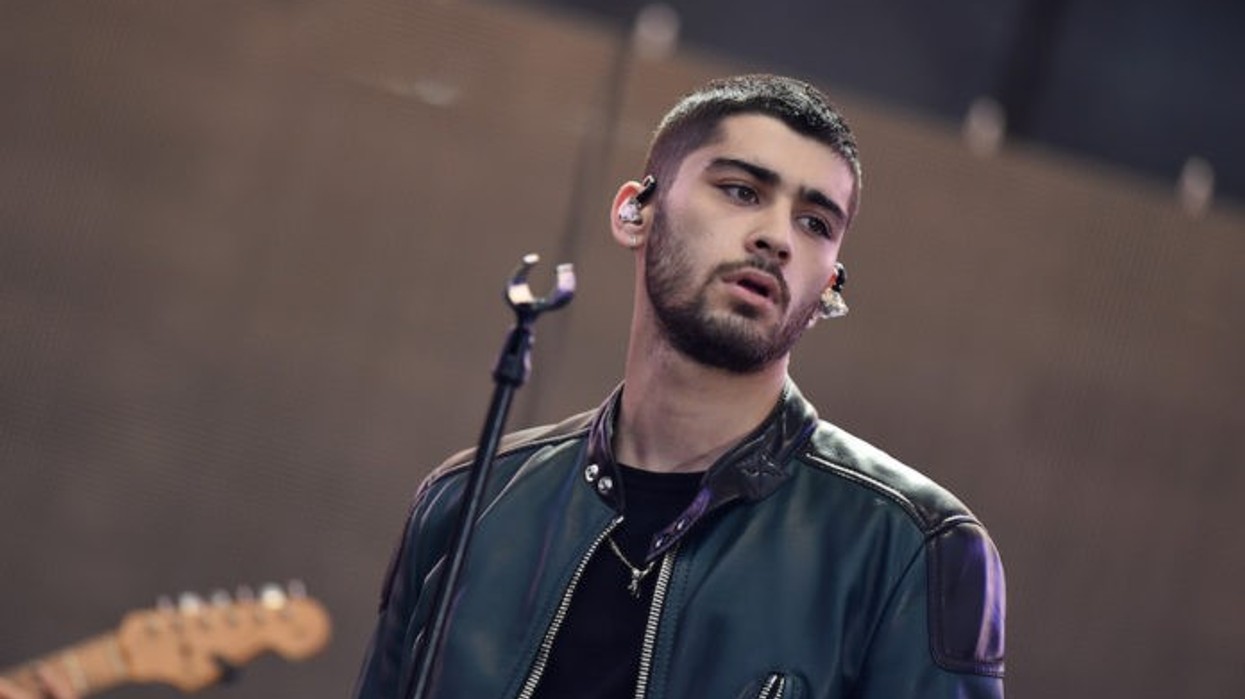 2022/01/2016ZaynMalikGettyImages-534924158-696x468-1.jpg