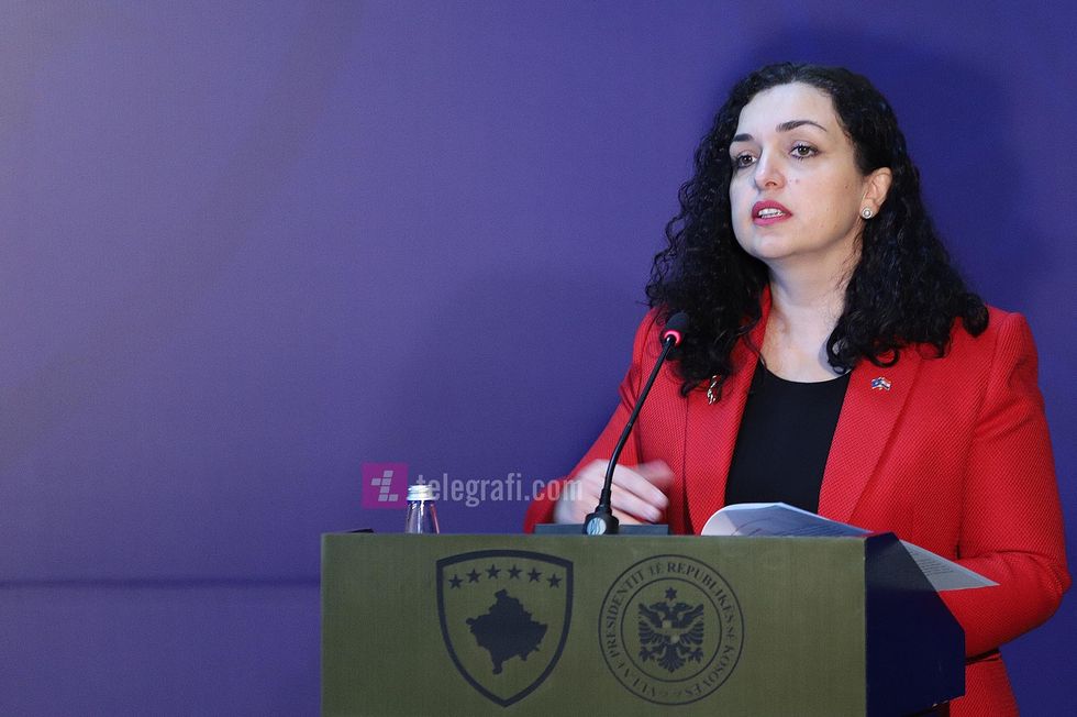 2022/01/Vjosa-Osmani-foto-Ridvan-Slivova-2.jpg