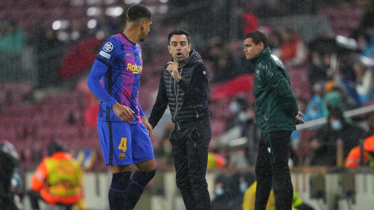 2022/01/Xavi-Ronald-Araujo-F365.jpg