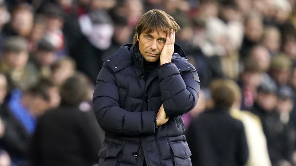 2022/02/Antonio-Conte-lors-d-un-match-de-Tottenham-le-28-decembre-2021-1218469.jpg