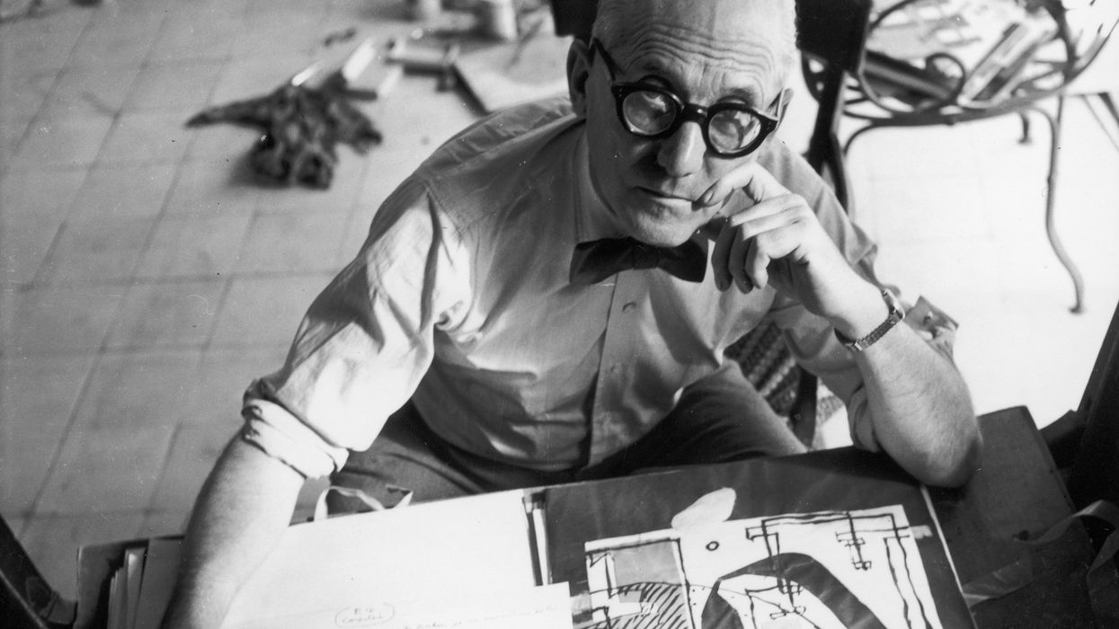 2022/03/Le-Corbusier-scaled.jpg