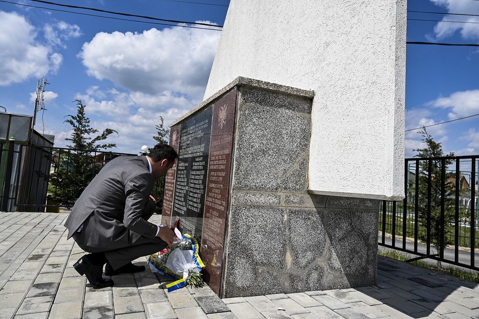 2022 04 19 Kryetari Konjufca beri nderime ne Hallaq dhe Makoc 5