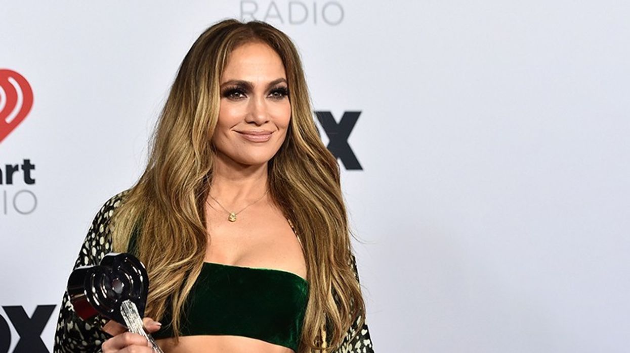 2022/04/jennifer-lopez-iheartradio-music-awards-ss-2022-ss-ftr1.jpg
