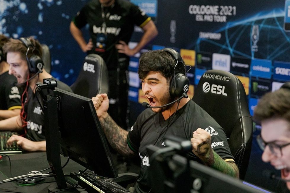2022/04/mibr.jpg