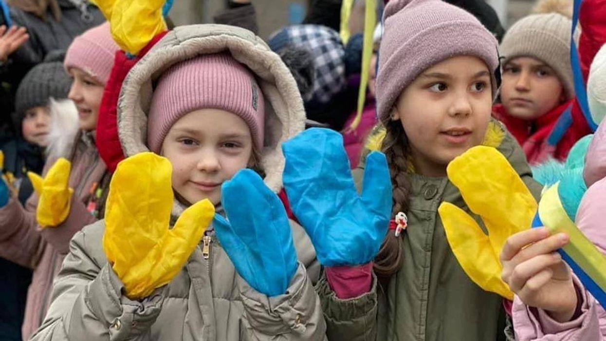2022/04/Ukrainian-children-celebrate-the-Day-of-Unification-.jpg