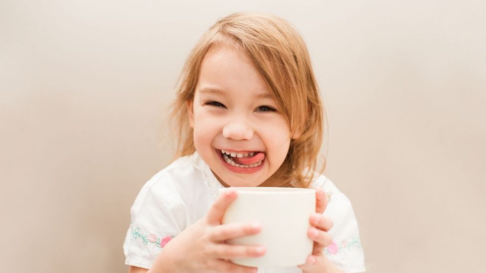 2022/05/0_Little-cute-and-sweet-girl-with-tea.jpg