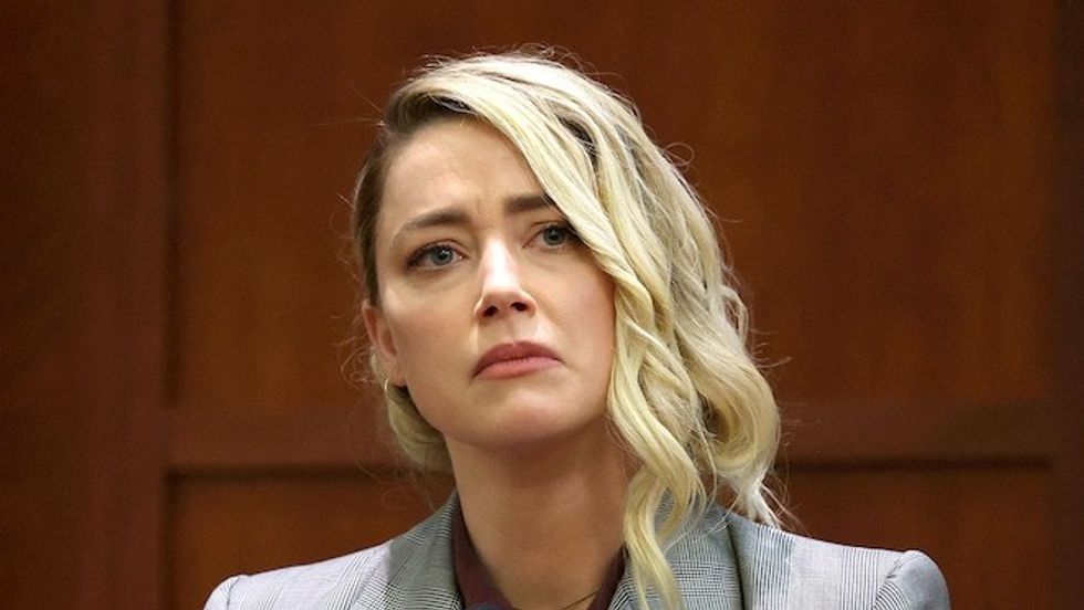 2022/05/rs_1200x1200-220526101554-1200-Amber-Heard-courtroom-e1653641786484.jpg