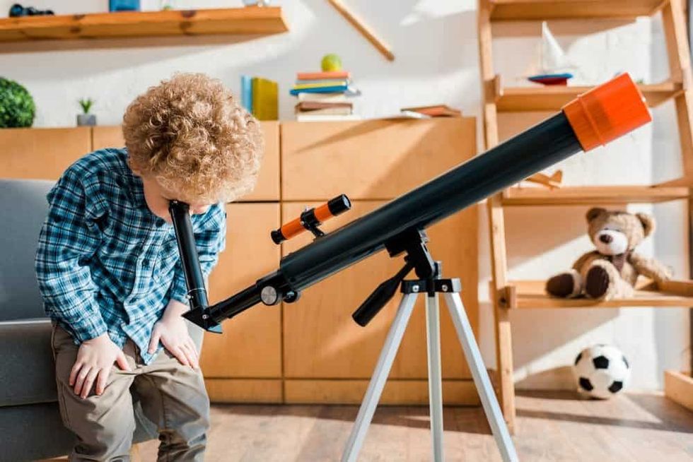 2022/05/what-makes-best-kids-telescope.jpg