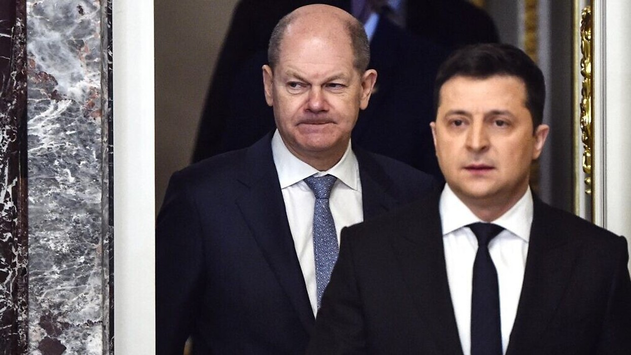 2022/05/ZelenskyandScholz.jpg