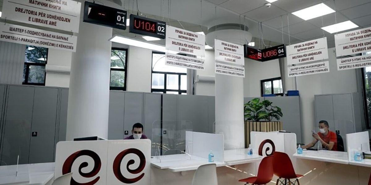 Të punësuarit në Librat Amë paralajmërojnë grevë, kërkojnë nënshkrimin e marrëveshjeve kolektive Të punësuarit në Librat Amë paralajmërojnë grevë, kërkojnë nënshkrimin e marrëveshjeve kolektive