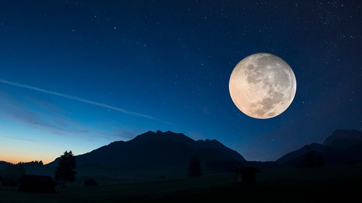 2022/06/full-moon-night-landscape-732x549-thumbnail-1.jpg