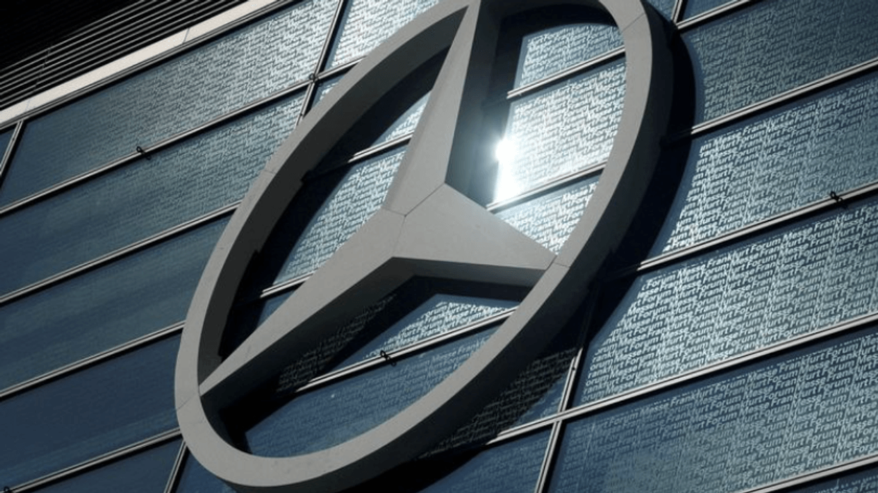 2022/06/Mercedes.png
