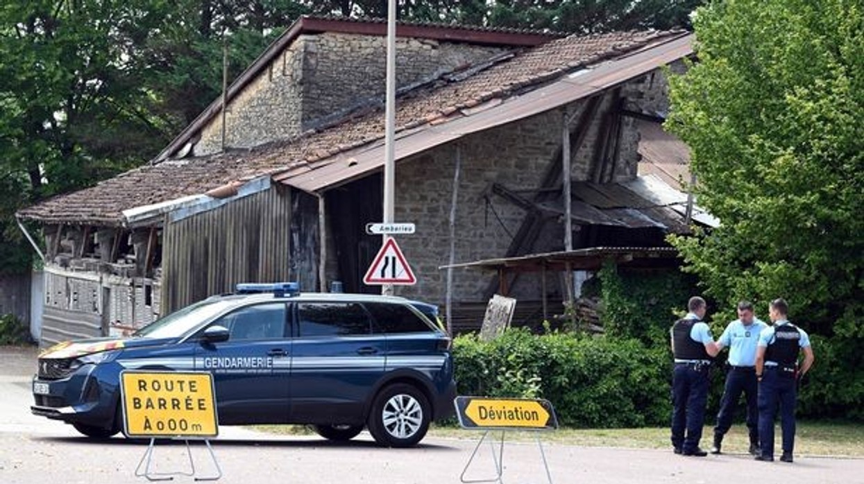 2022/07/1_FRANCE-CRIME-INQUIRY-FAMILY-POLICE.jpg