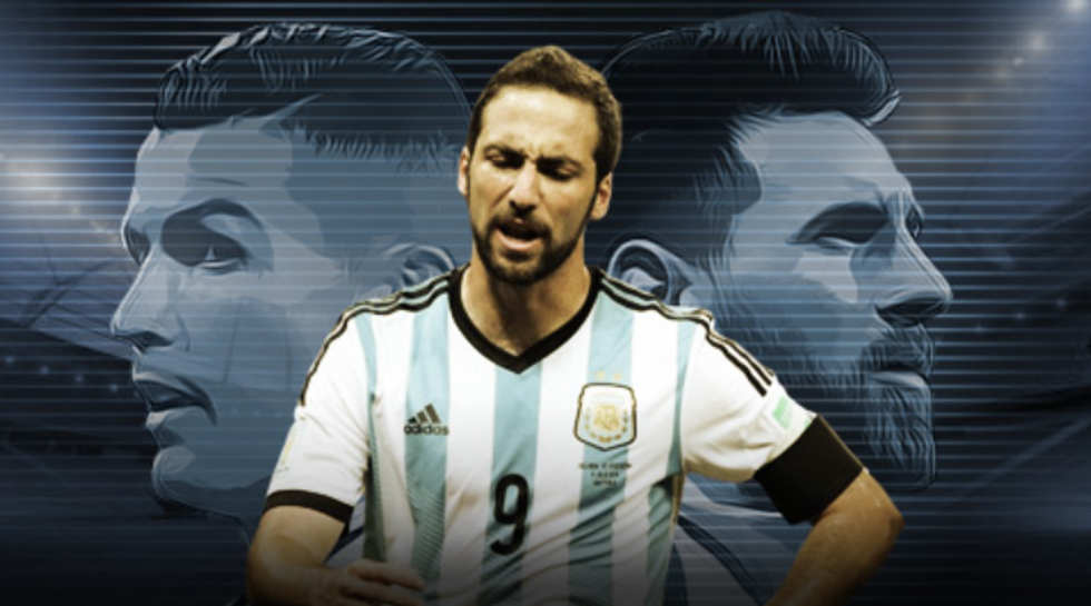 2022/08/higuain.png