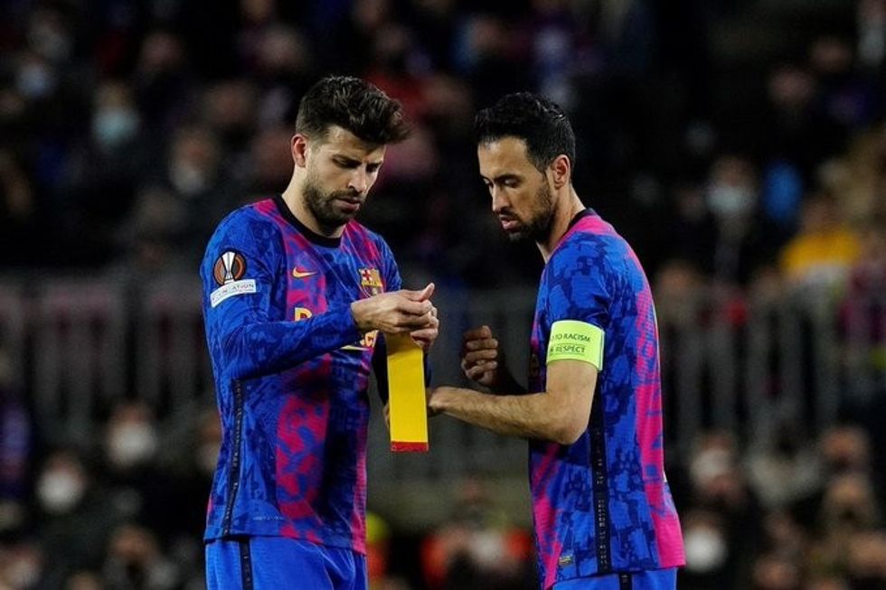 2022/08/pique-busquets.jpg