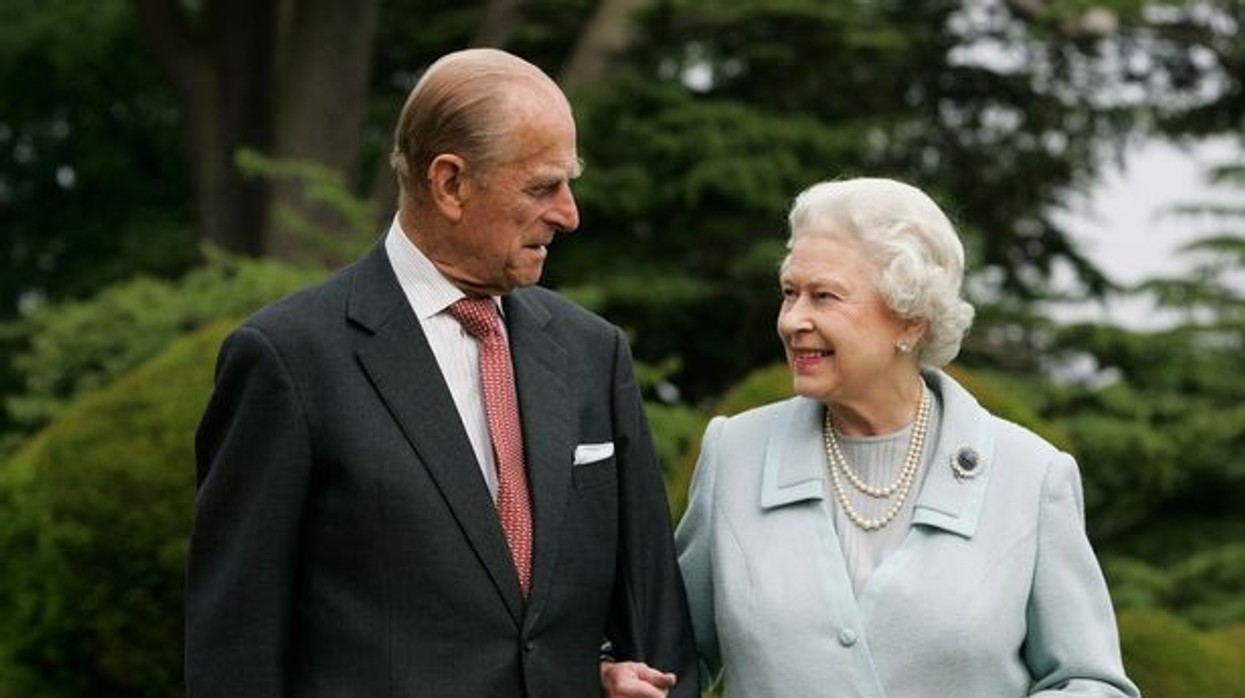 2022/09/0_Queen-Duke-of-Edinburgh-Diamond-Wedding-Anniversary.jpg