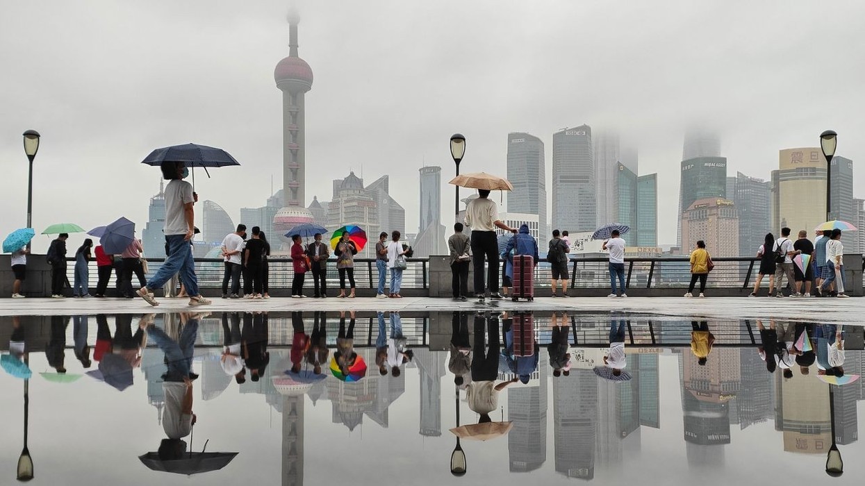 2022/09/220913212110-03-typhoon-muifa-shanghai-restricted-091322.jpg