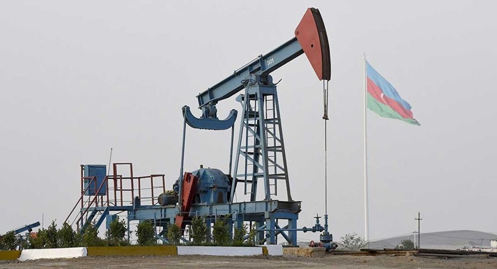2022/09/azerbaijan-oil.jpg