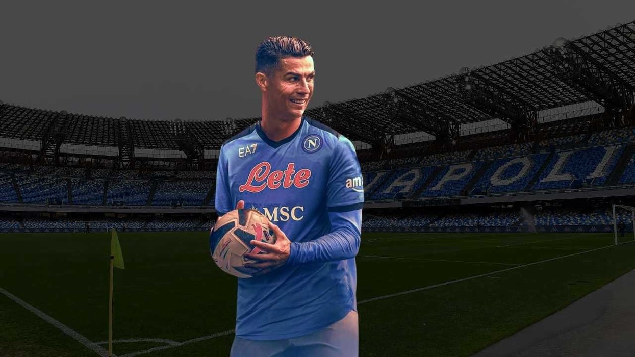 2022/09/cr7napoli.jpg