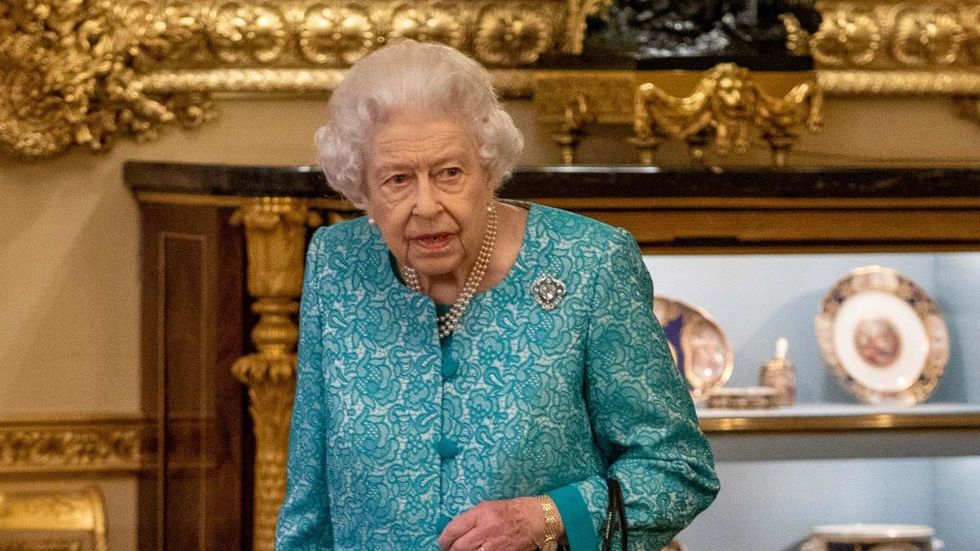 2022/09/https___cdn.cnn_.com_cnnnext_dam_assets_211021174249-queen-elizabeth-ii-101921.jpg