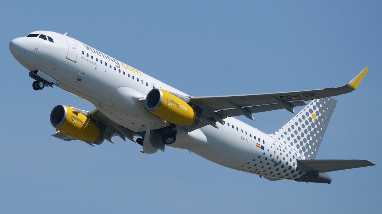 2022/09/Vueling_Airlines_Airbus_A320-232.jpg