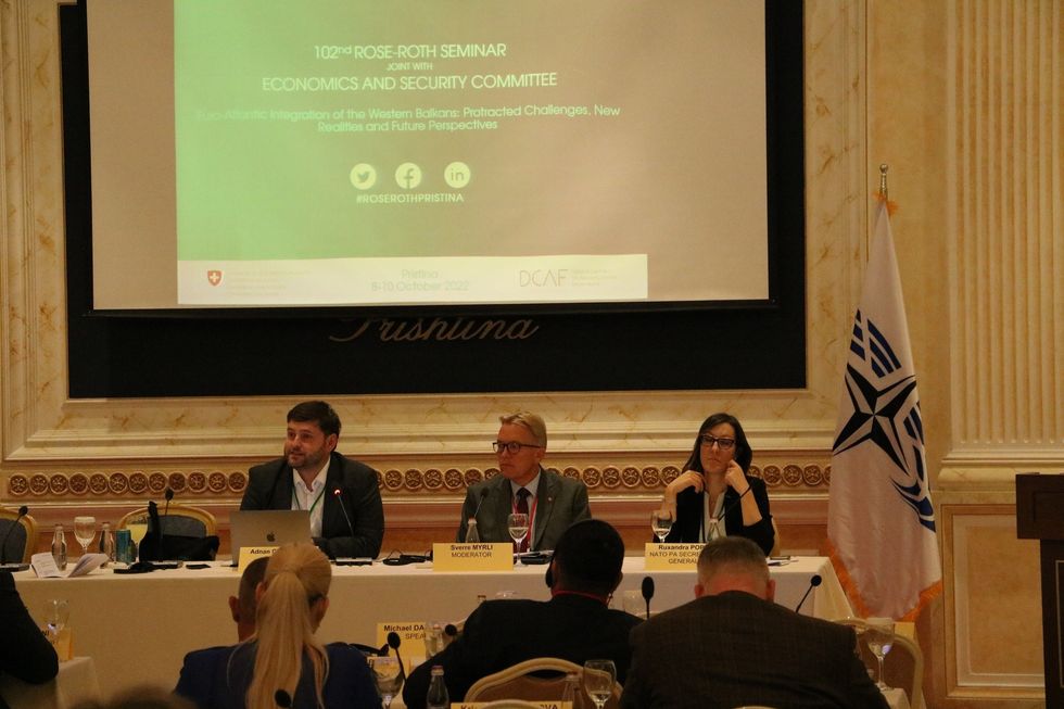 2022 10 09 Vazhdoi punimet Seminari i 102 te Rose Roth i AP te NATO s 10