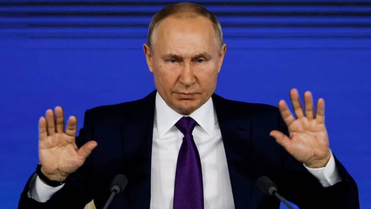 2022/10/106993381-16402848612021-12-23t093348z_897238470_rc29kr9g7qvt_rtrmadp_0_russia-putin.jpeg