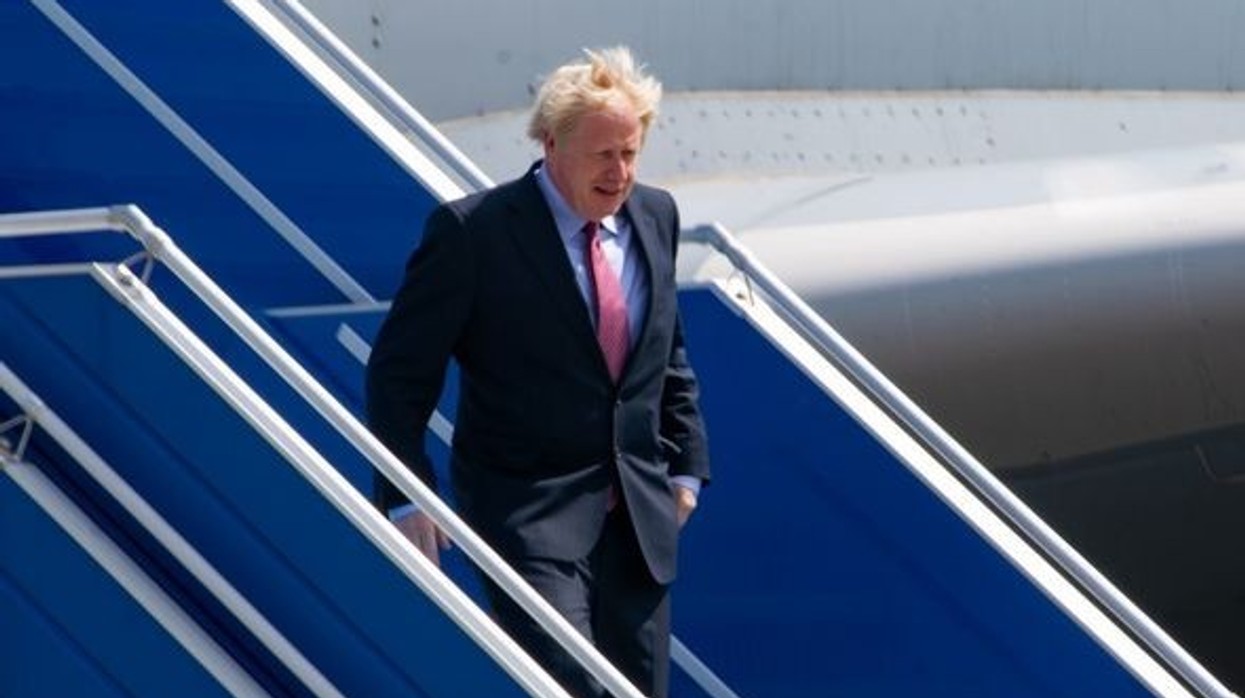 2022/10/boris-johnson-plane-private-jet-2523124.jpg
