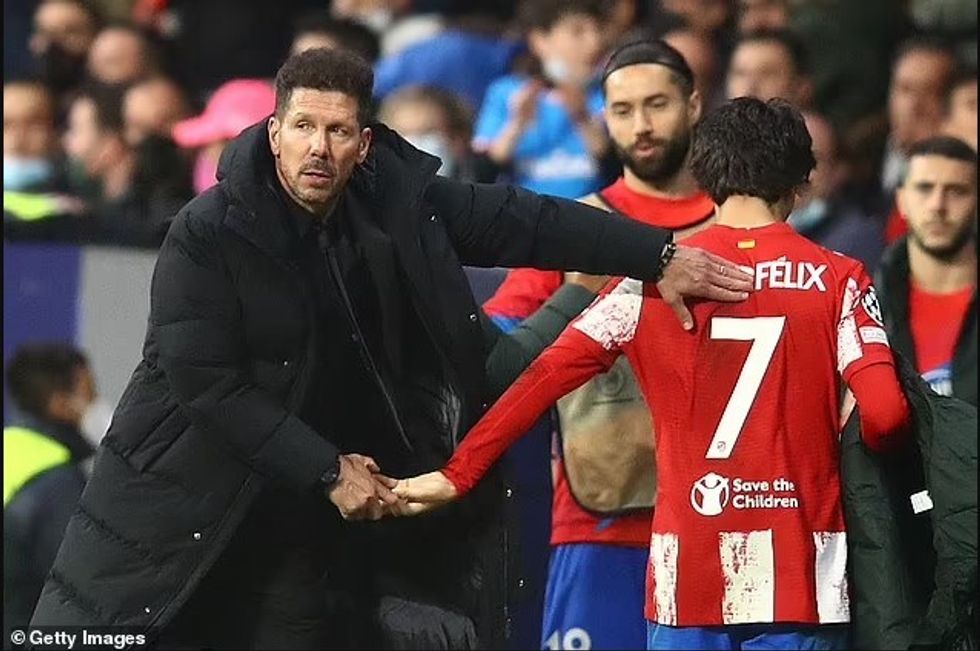 2022/10/felix-simeone.jpg