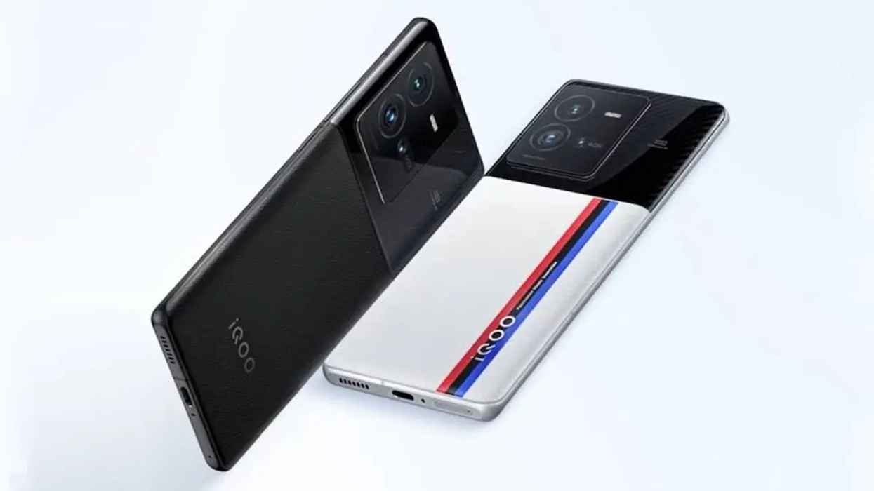 2022/10/iQoo-11.png