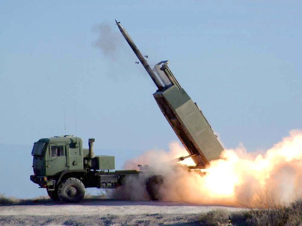2022/11/HIMARS_-_missile_launched.jpg