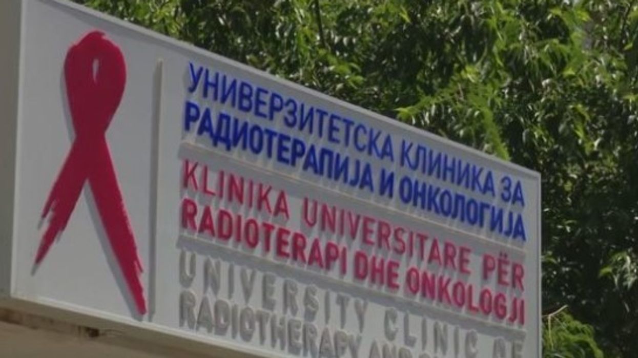 Maqedoni, pacientët me kancer presin deri në 12 orë për terapi Maqedoni, pacientët me kancer presin deri në 12 orë për terapi