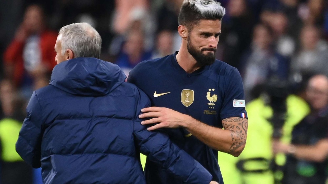 2022/12/1540094-didier-deschamps-et-olivier-giroud-au-stade-de-france-le-23-septembre-2022.jpg