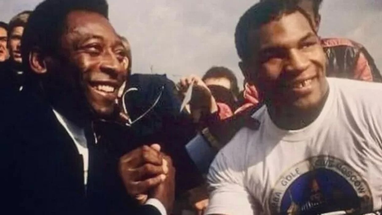 2022/12/pele-tyson.jpg