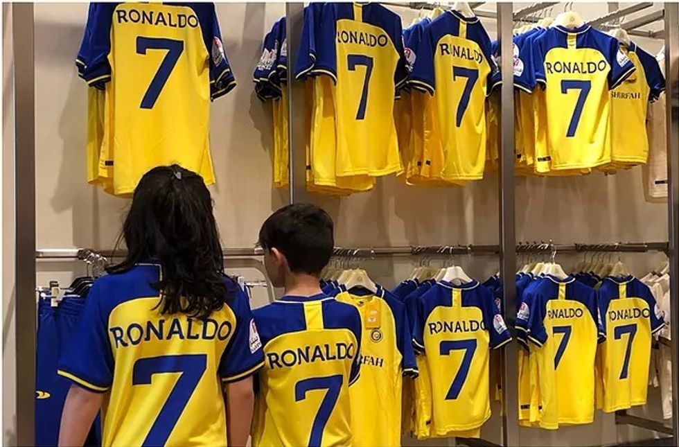 2023/01/ronaldo-al-nassr-2.jpg