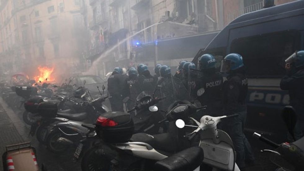 2023/03/napoli.jpg