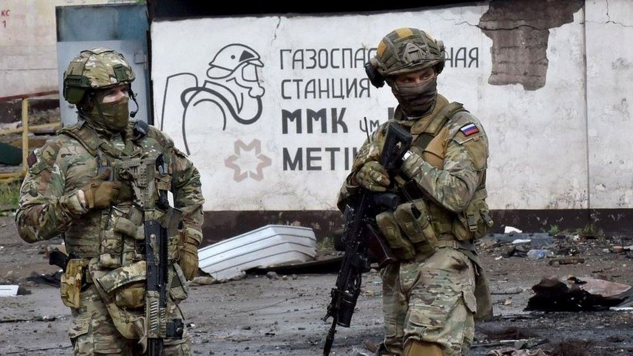 2023/04/124955962_rustroopsmariupol18mayafp.jpg