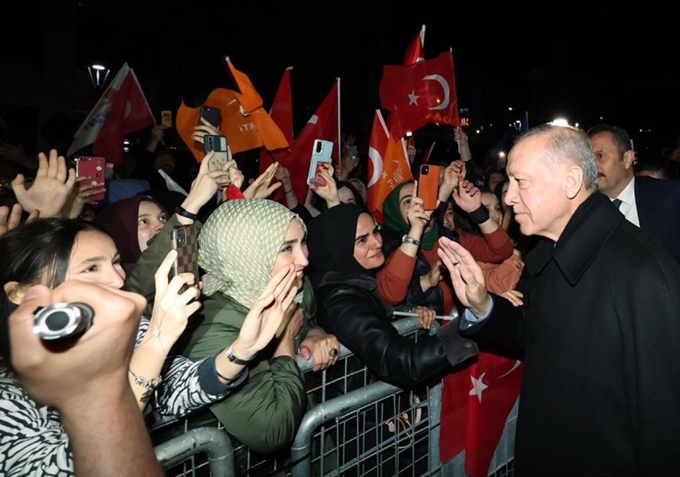 2023 05 15 balkonkonusmasi 02