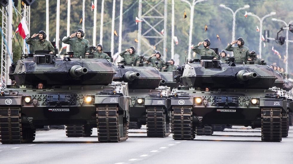 2023/05/190829-Polish-Tanks-GettyImages-1017209504.jpg