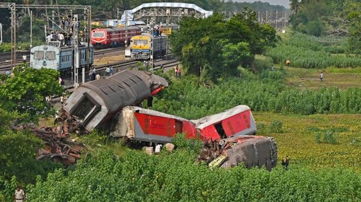 2023/06/0_INDIA-ACCIDENT-RAIL.jpg