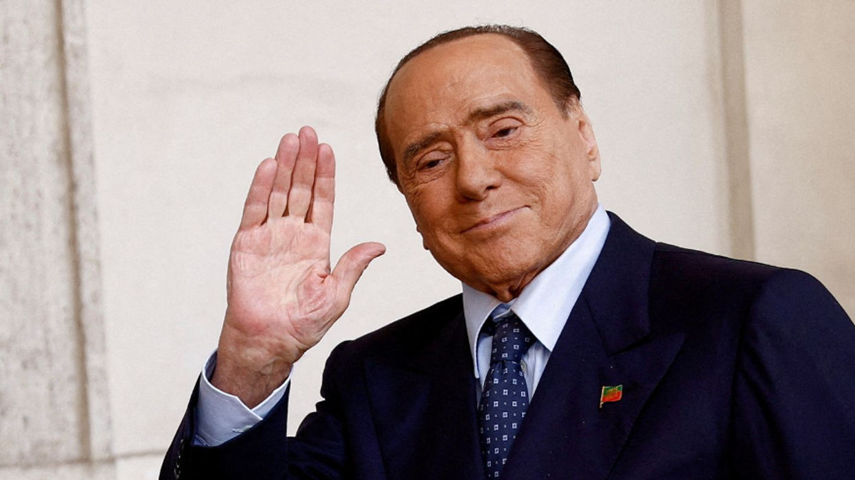 2023/06/Berlusconi.png