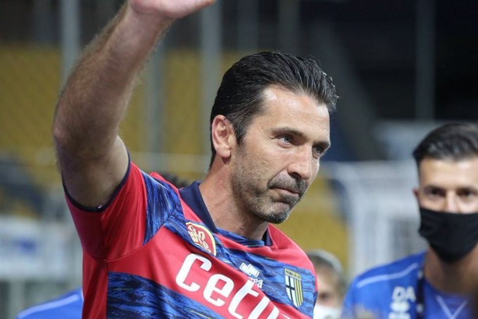 2023/07/buffon.jpg