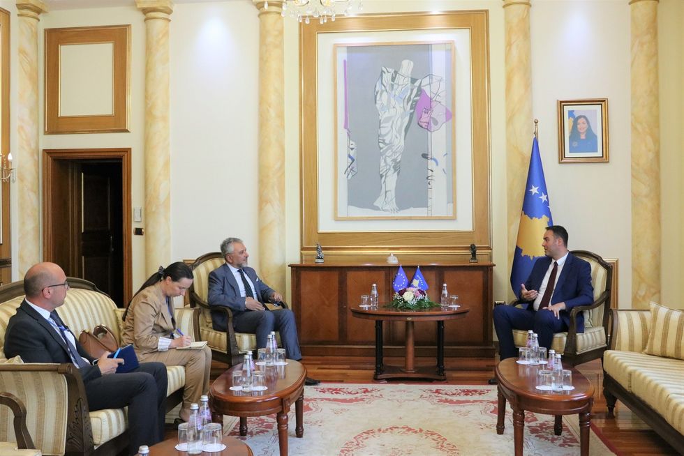 2023 09 18 Kryetari Konjufca priti ne takim shefin e ri te EULEX it 2