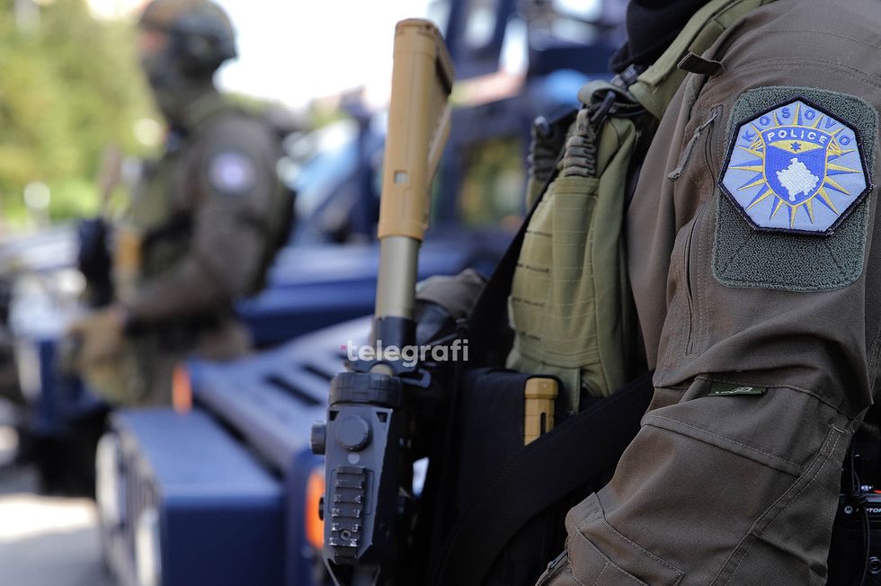 2023/10/Policia-e-Kosoves-i-ekspozon-me-rastin-e-24-vjetorit-te-themelimit-Forcat-Speciale-foto-Ridvan-Slivova-18.jpg