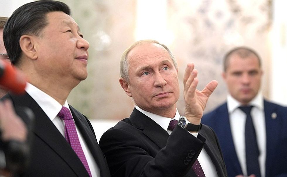 2023/10/Vladimir_Putin_and_Xi_Jinping.jpg
