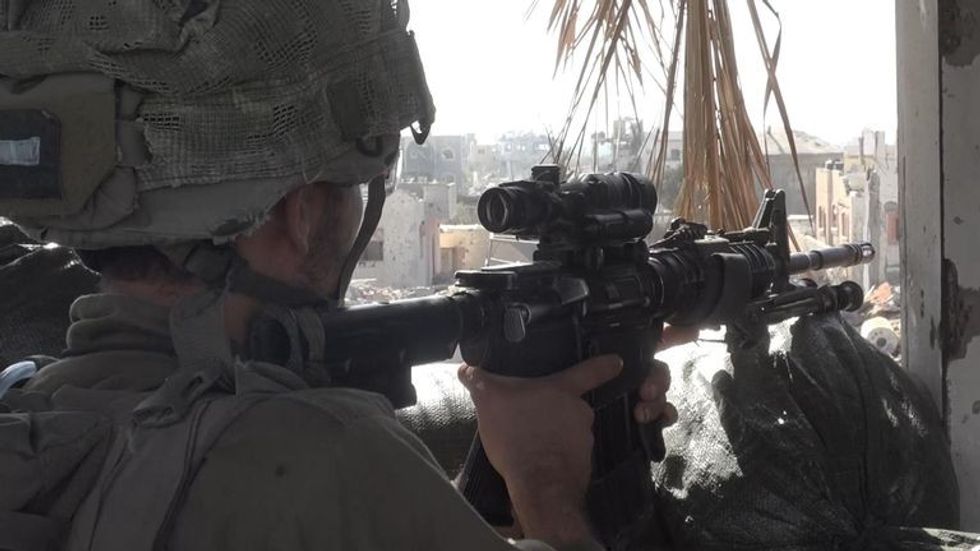 2023/11/skynews-gaza-israeli-soldier_6348502.jpg