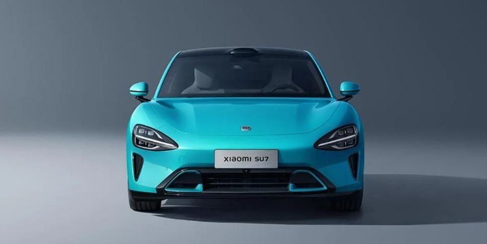 2023/12/Xiaomii.jpg